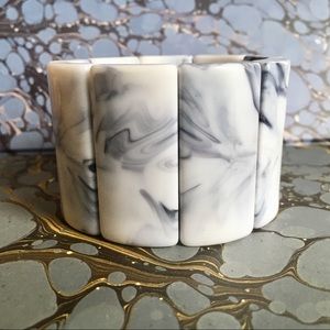 Marble-ous Bangle 💫